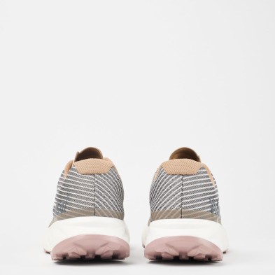 Zapatillas NNormal Kjerag Beige/Grey detalles