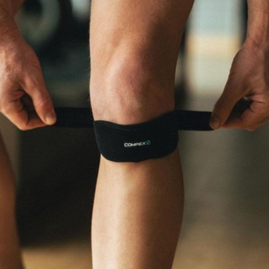 Cinta rotuliana Compex Activ Patella Strap colocación