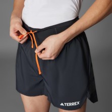 Pantalón corto Adidas Terrex Xperior hombre negro detalle cordón ajuste cintura