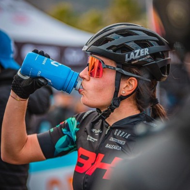 Nutrinovex  Monodosis isotónico Longovit 360 Drink PRO limón acción nuria bosch