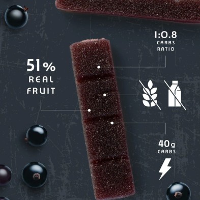 Barrita energética Amacx Turbo Fruit Chew Cassis con fruta real y 40 gr de carbohidratos
