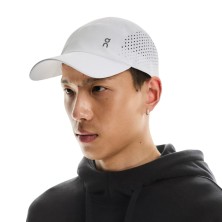 Gorra On Running Lightweight Cap color blanco