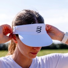 Visera running Compressport Pro Racing Visor unisex White ala de la visera amplia y fina